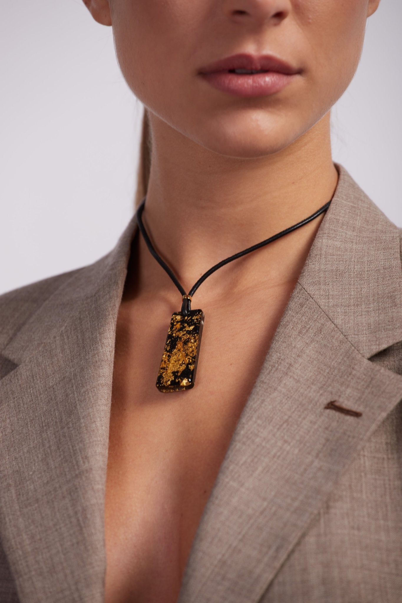 Purity Dialogue - Black Crystals - Pure Gold 24kt - Raw Energy